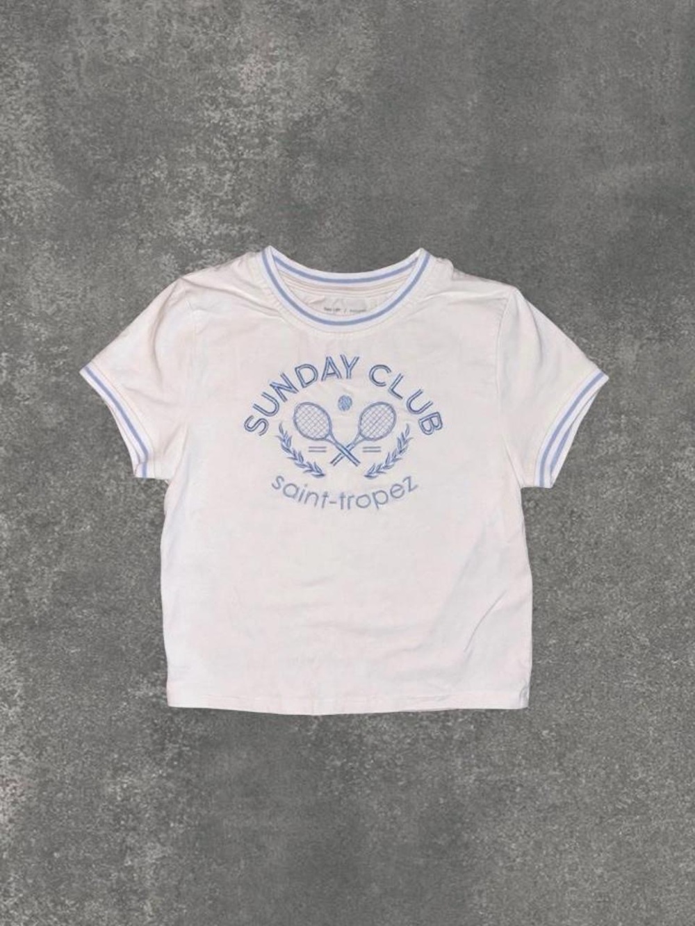 Saint-Tropez Ladies Top in a Size Medium
